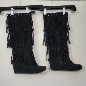 Boots, knee-high, fringe